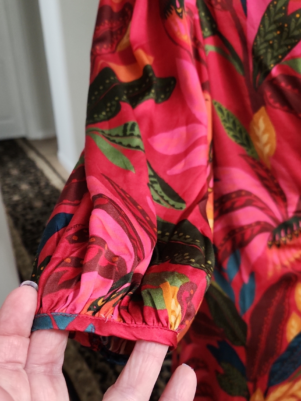 FARM Rio Red Rooster Leaves Cut Out Satin Dress Long Sleeve Mini Size L - Picture 9 of 17